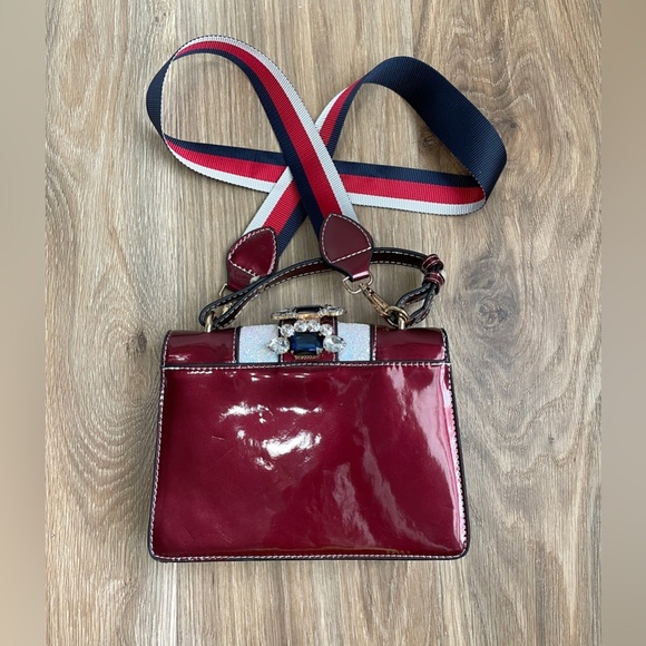 Izzy K All Decked Up Cherry Red Handbag EUC LNC - Picture 6 of 11